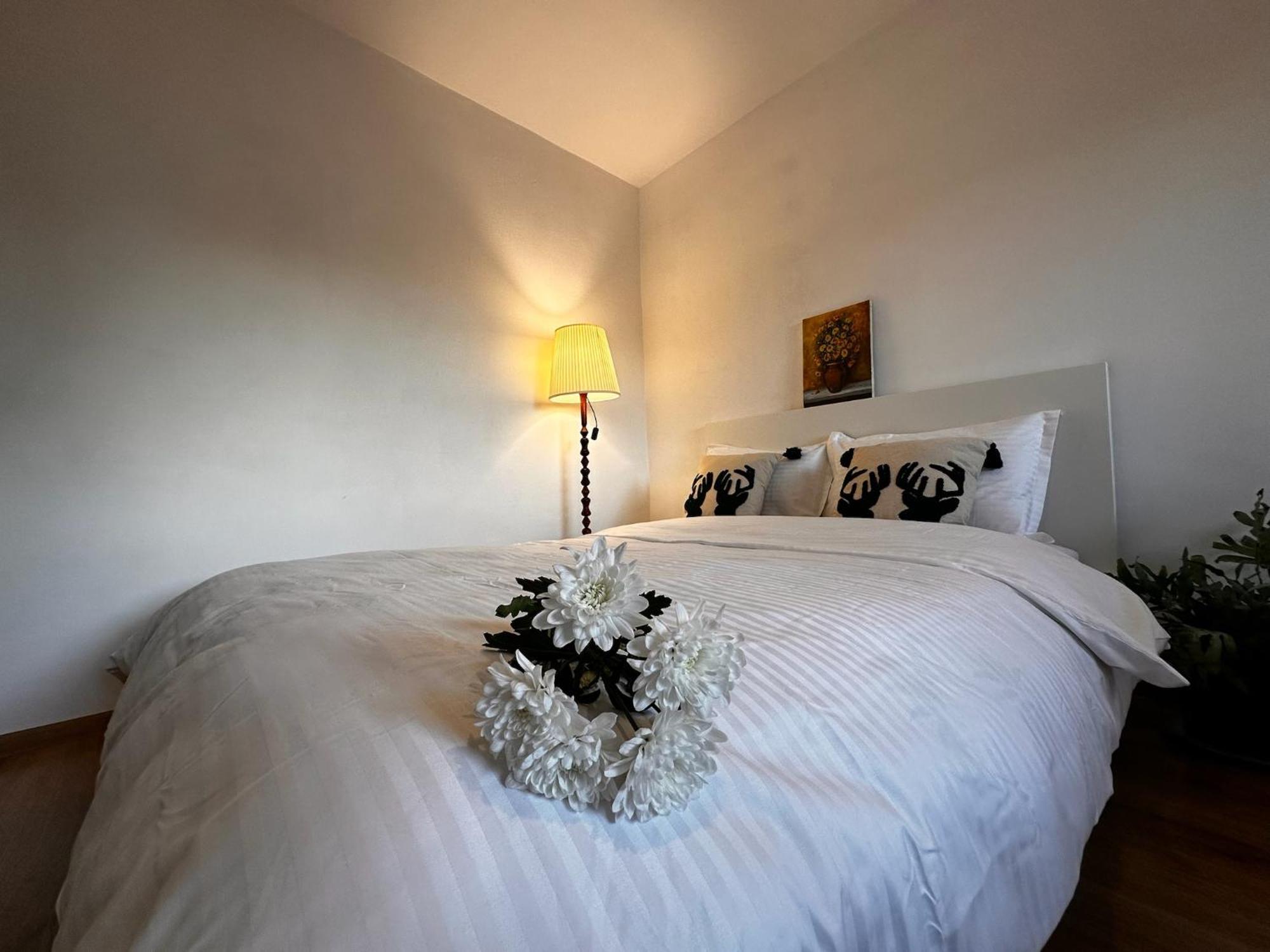 Romantic Charm, Spa, Free Early Check-In Bucureşti Eksteriør bilde